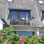 Sandburg Apartman *